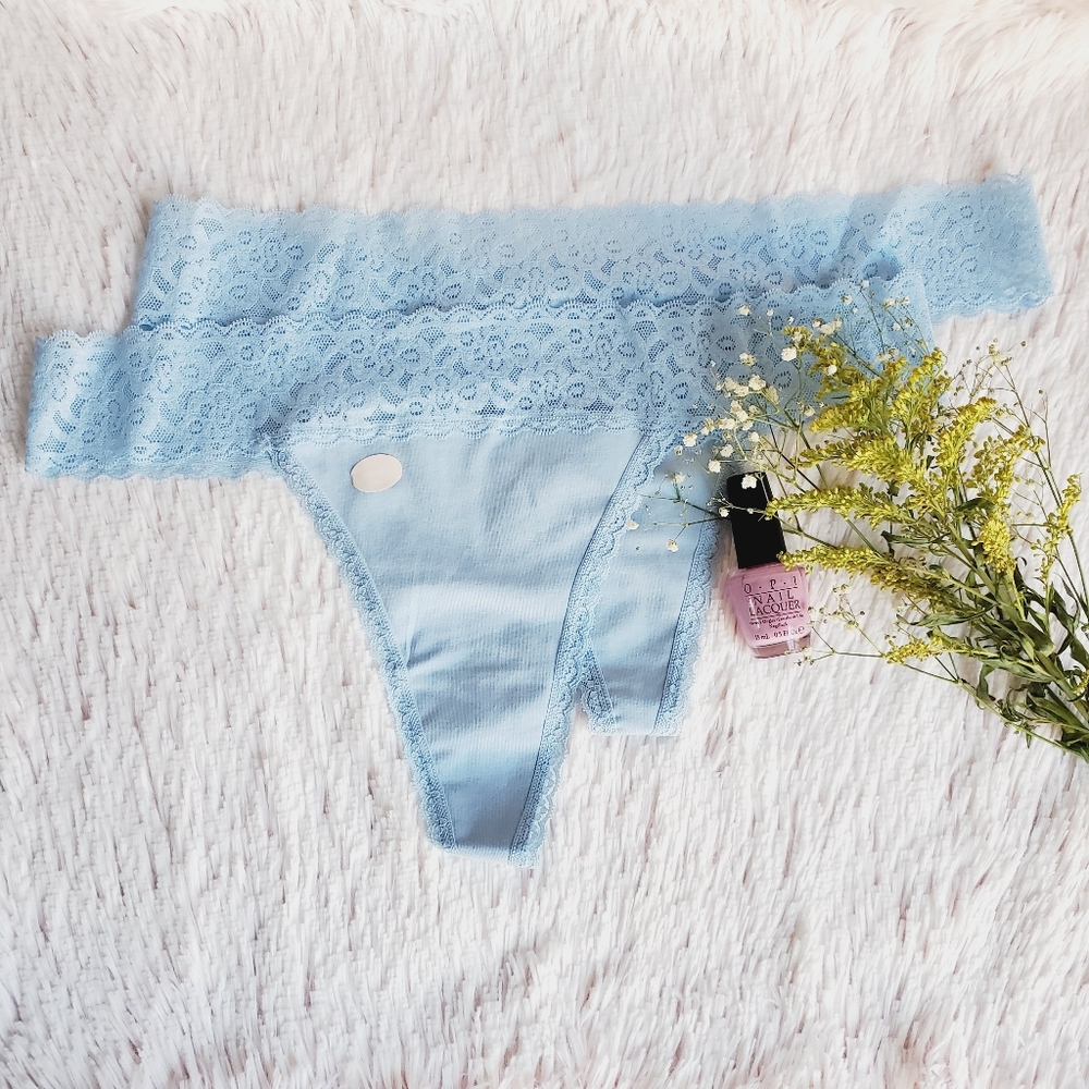 NWT 2 Stretch Cotton And Lace Thong Size XL